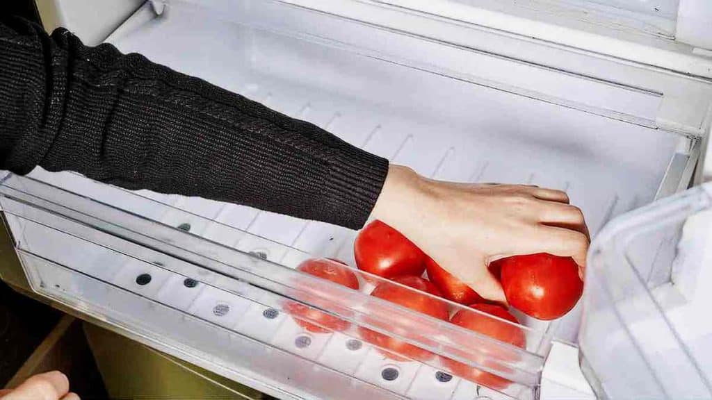 Conservez-vous des tomates dans le réfrigérateur