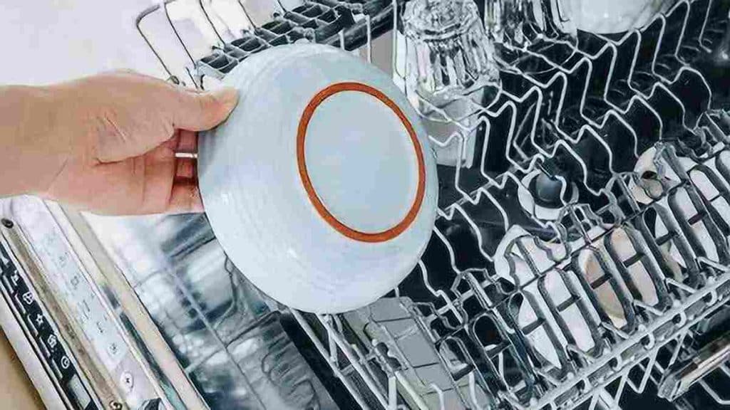 Techniques au lave-vaisselle pour économiser beaucoup d’argent et diminuer le gaspillage de l’eau
