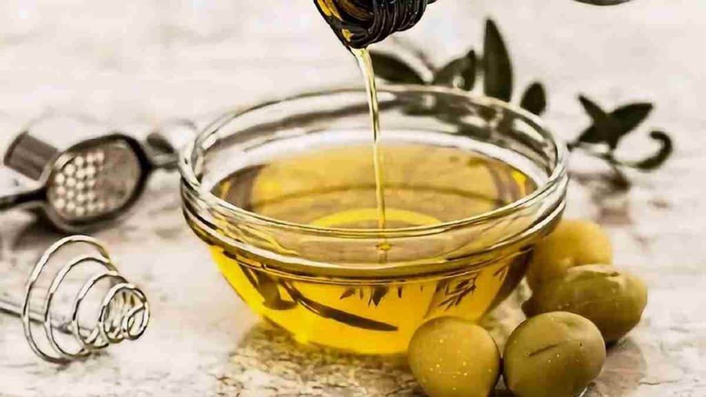 Bienfaits de l’huile d’olive pour la peau, traitement rajeunissant pour diminuer les signes de vieillissement