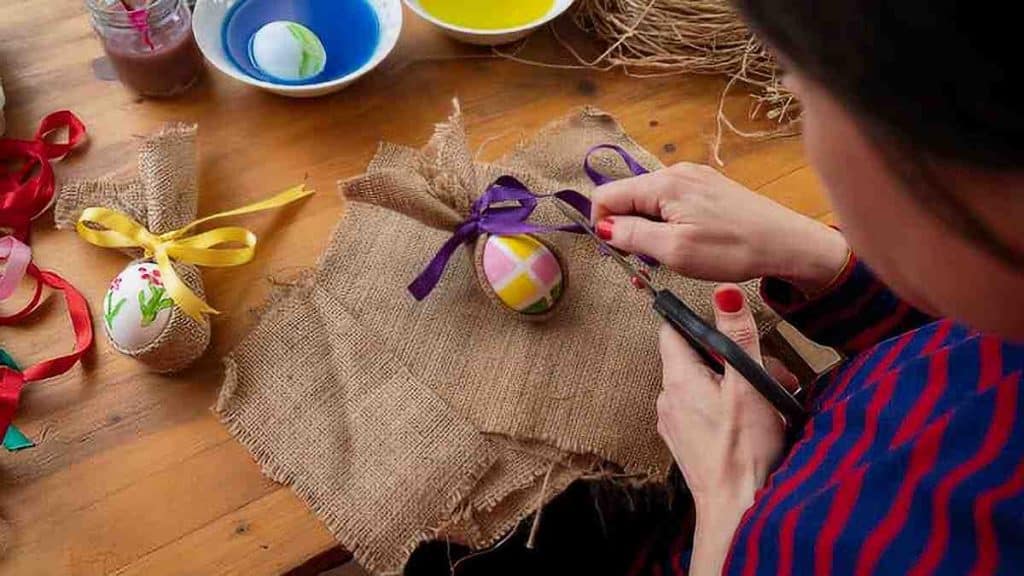 Quelques idées de décorations faites-maison pour Pâques, à réaliser en quelques minutes