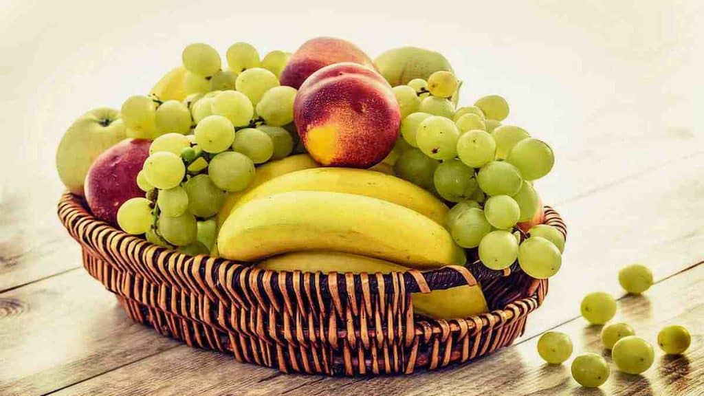 Manger les fruits après les repas est-il une bonne ou une mauvaise habitude ?