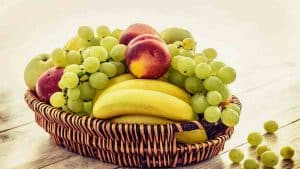 Manger des fruits noircis est-il mauvais pour la santé ? L’avis des experts