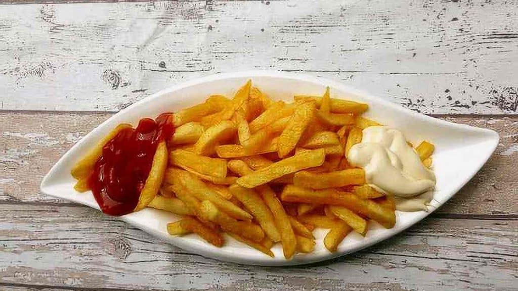 Quantité de calories contenues dans le ketchup et la mayonnaise, lequel est le plus recommandé?
