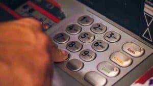 Procédures à suivre en cas de blocage du Distributeur Automatique de Billets (DAB)