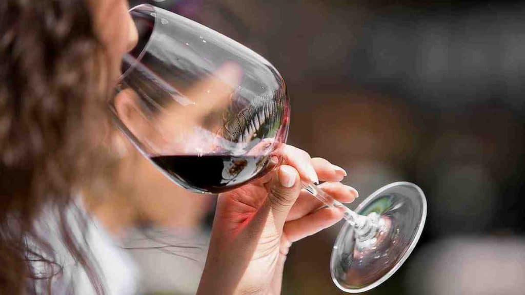Combien de temps faut-il à notre corps pour éliminer un verre de vin?