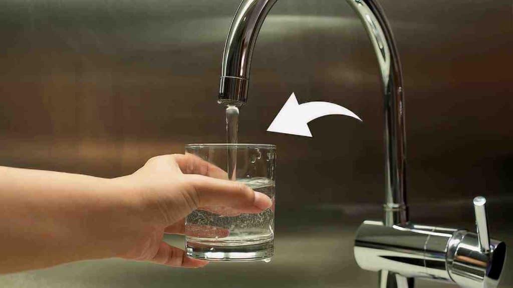L'eau du robinet est-elle potable ? Les experts répondent