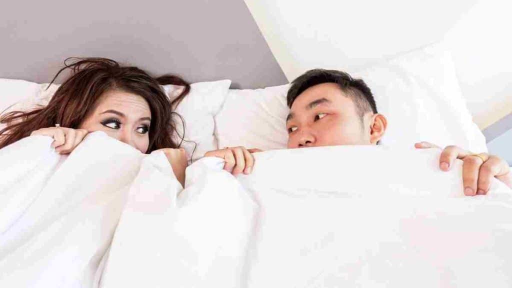 sauver-un-mariage-ou-une-relation-en-dormant-90-minutes-avant-son-partenaire