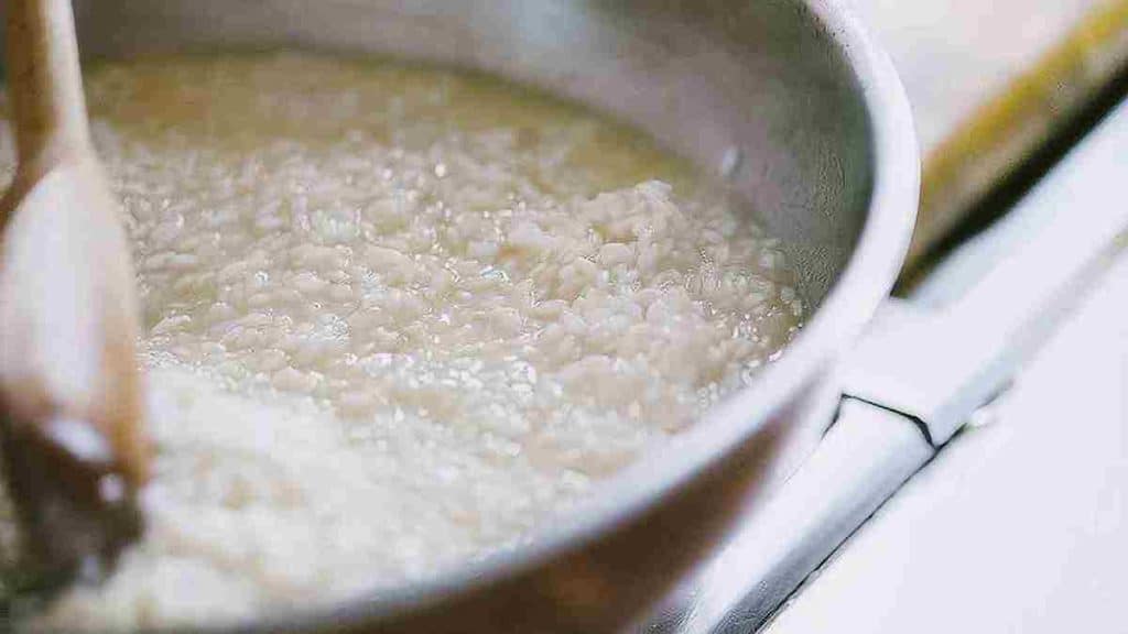 procedure-a-suivre-pour-cuisiner-le-risotto-a-la-perfection-et-en-profiter-au-maximum