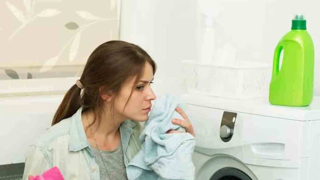 comment-eviter-la-puanteur-de-votre-machine-a-laver-les-conseils-des-experts