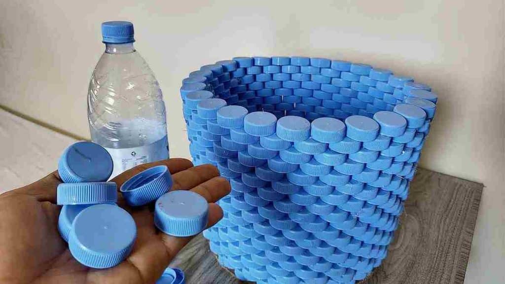 idee-de-reutilisation-des-bouchons-de-bouteilles-en-plastique-il-ne-faut-surtout-pas-les-jeter
