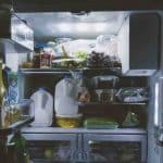 pourquoi-le-refrigerateur-est-eclaire-mais-pas-le-congelateur-la-raison-va-vous-etonner