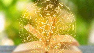 Horoscope de 2024 : Les signes chanceux en amour et les signes qui recevront d’argent de façon inattendue
