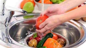 conseils-pour-bien-nettoyer-les-fruits-et-legumes
